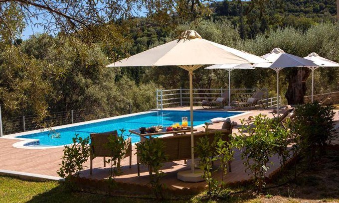 Katouna Villa | 180 m² Villa ∙ 4 bedrooms ∙ 12 guests