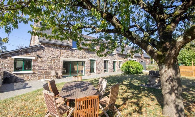 Campeneac House | 185 m² Gîte ∙ 4 bedrooms ∙ 10 guests