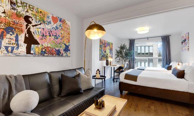Plateau Mont Royal Apartment | 186 m² Serviced apartment ∙ 3 bedrooms ∙ 10 guests