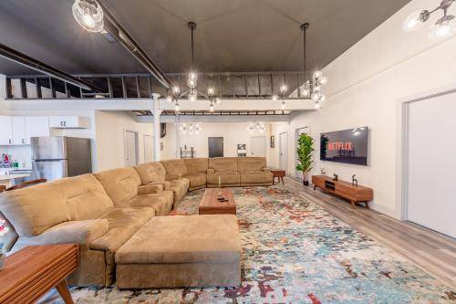 Near South Side Apartment | 186 m² Apartment ∙ 5 bedrooms ∙ 10 guests
