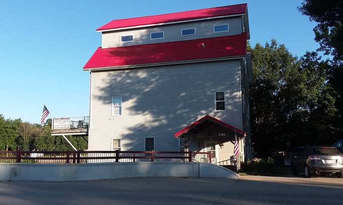 Shell Rock House | 1867 Timber-framed Flour Mill's 1st Floor Apartment Overlooks Shell Rock River
