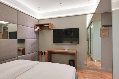 Aviapolis Hotel | 19 m² Hotel ∙ 127 guests