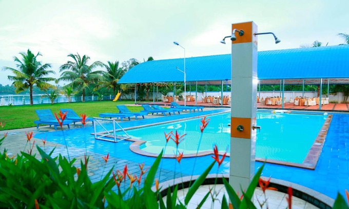 Kuzhuppilly Hotel | 19 m² Hotel ∙ 2 guests