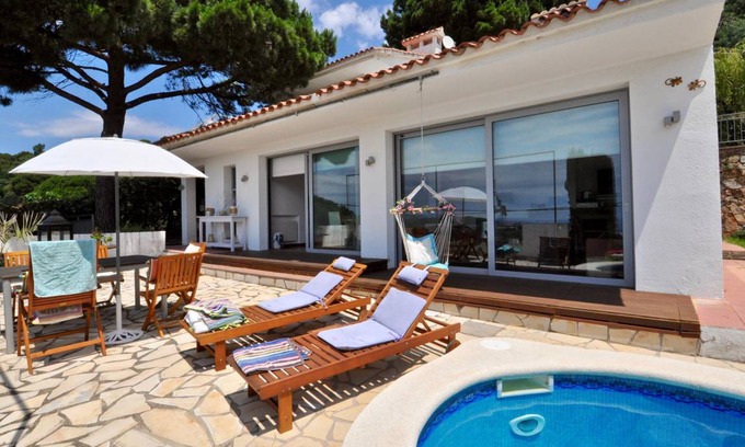 Lloret de Mar House | 190 m² House ∙ 5 bedrooms ∙ 8 guests