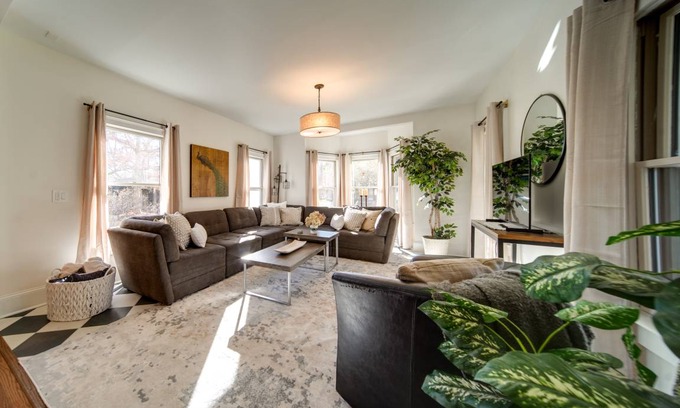 Peninsula House | 192 m² House ∙ 5 bedrooms ∙ 10 guests