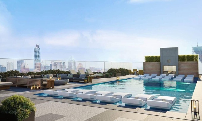 Rainey Street Historic District Condo | 1BR Condo on Rainey St | COTA 10 miles | Pool