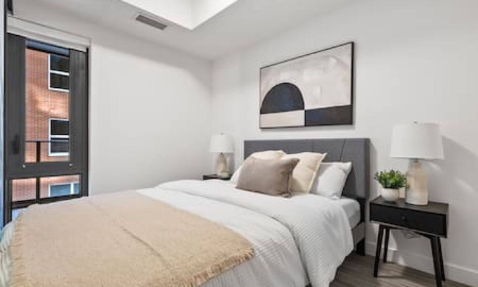 Eau Claire Condo | 1BR in Downtown|Gym&Free Parking