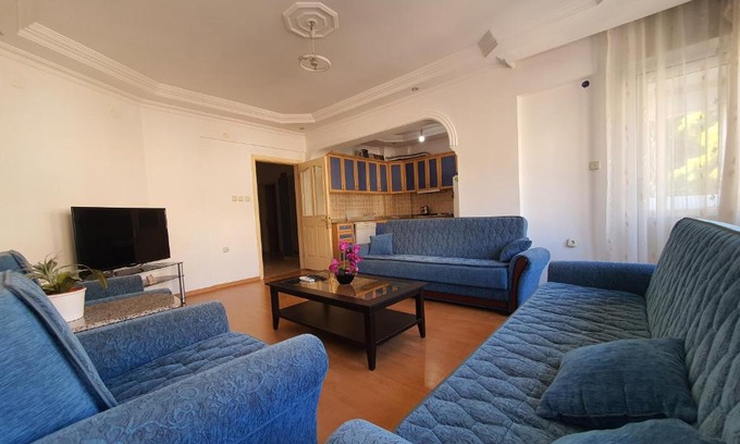 Liman Mahallesi Apartment | 2+1 100m2 2 WC Near sea side 300m 100mbs wifi