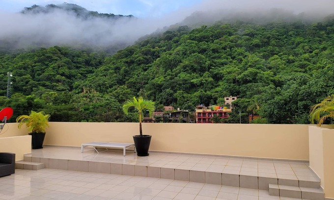 Boca de Tomatlan House | 2/3Private Riverfront House-ocean/mountain view-Private Roof-3 min walk to beach
