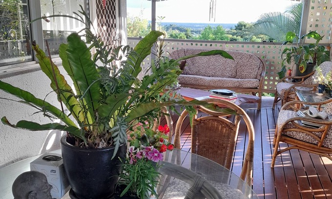 Redlynch Apartment | 2 B'rm Cool Retreat 90m above Sea Level, & views, in Quiet Area close to Cairns