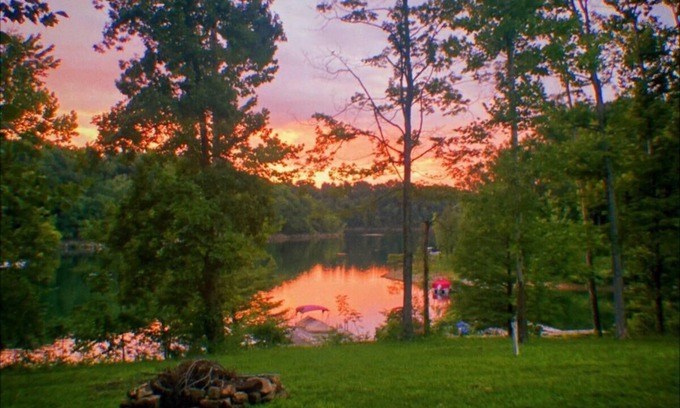 Se Ree House | 2 bdrm/1 bath lakefront home on Rough River Lake