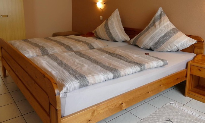 Wahlrod Apartment | 2 bed apartment "Am See" 2 - Apartments Hammermühle