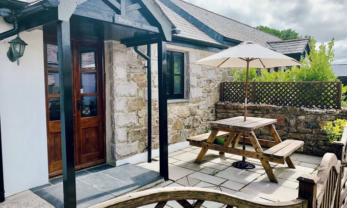 Saint Breward Cottage | 2 Bed, Dog Friendly Cottage, on Bodmin Moor, Cornwal, Delphy Cottage