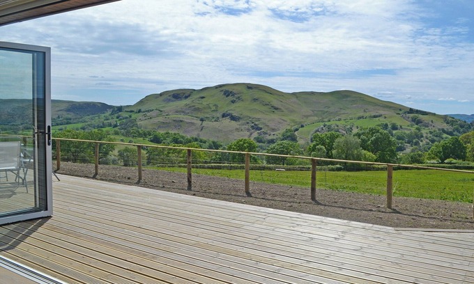 Disserth and Trecoed Cottage | 2 bedroom accommodation in Howey, near Llandrindod Wells