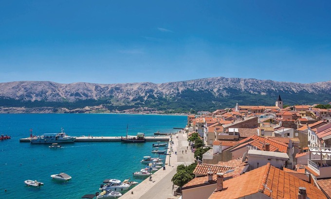 Baska Apartment | 2 bedroom accommodation in Bascanska Draga
