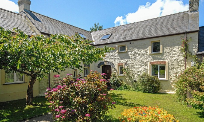 Castlemorris Cottage | 2 bedroom accommodation in Castlemorris