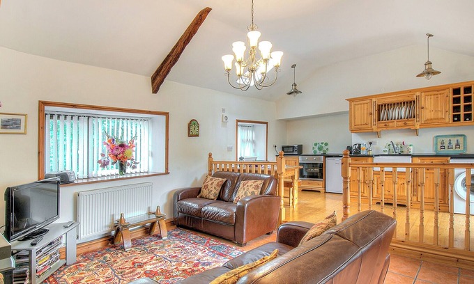 Tyn-y-Gongl Cottage | 2 bedroom accommodation in Nr Benllech