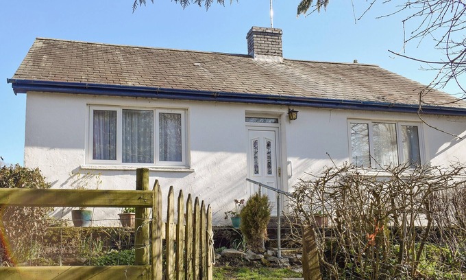 Bontnewydd Cottage | 2 bedroom accommodation in Swyddffynnon, near Devils Bridge