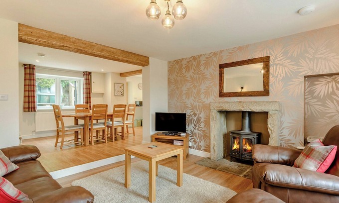 Lofthouse Cottage | 2 bedroom accommodation in Blazefield, near Pateley Bridge