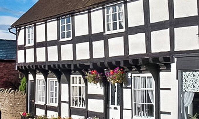 Weobley Cottage | 2 bedroom accommodation in Weobley, Herefordshire