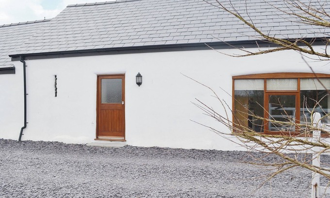 Llanfachraeth Cottage | 2 bedroom accommodation in Llanfachraeth, near Holyhead