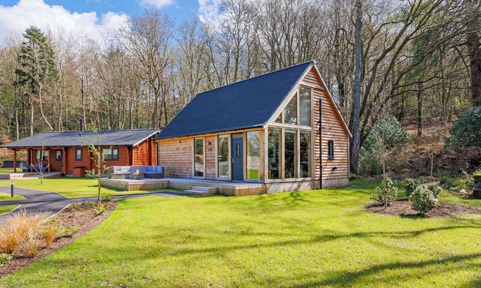 Annbank Ski Chalet | 2 bedroom accommodation in Annbank, Ayr