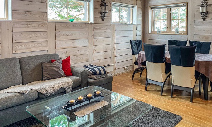 Møre og Romsdal House | 2 bedroom accommodation in Stranda