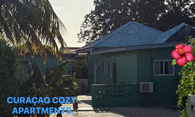Mahuma Apartment | 2-bedroom apartment in cool Willemstad with AC