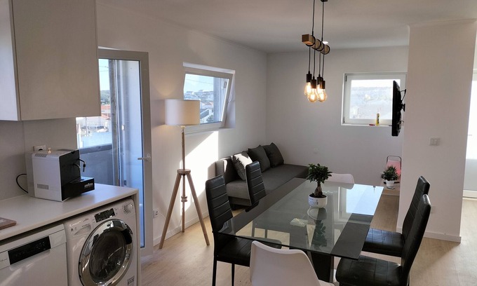 Bombarral Apartment | 2-bedroom apartment with terrace in rez do Chao