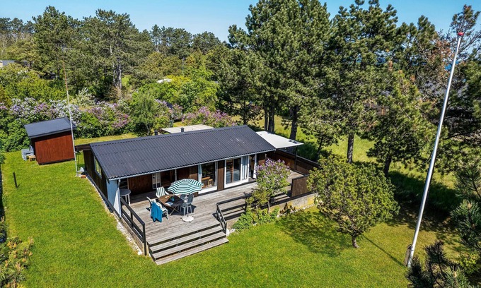 Klint House | 2 bedroom awesome home in Nykøbing Sj