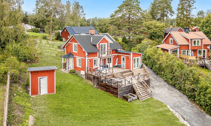 Dyvik House | 2 bedroom awesome home in åkersberga