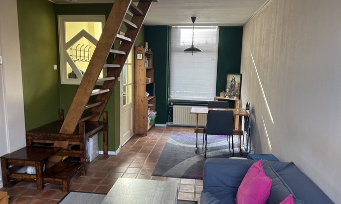 Hof van Delft House | 2 Bedroom Central House - Delft - close to train station and center
