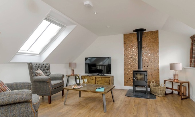 Easington Cottage | 2 bedroom accommodation in Grinkle, near Staithes