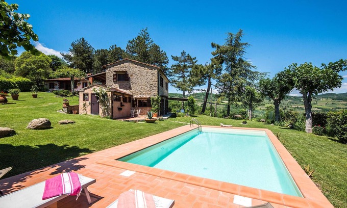 Capolona House | 2 bedroom gorgeous home in Capolona