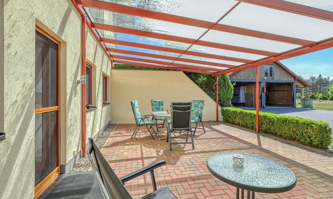 Mecklenburgische Kleinseenplatte Apartment | 2 bedroom lovely apartment in Mirow
