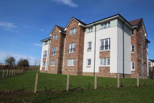 Bishopton Apartment | 2 bedroom luxury flat in quiet village of Bishopton