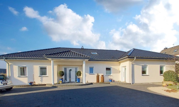 Arzfeld House | 2 bedroom stunning home in Arzfeld