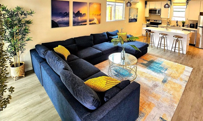 City Heights House | 2-bedroom townhome in marvelous San Die