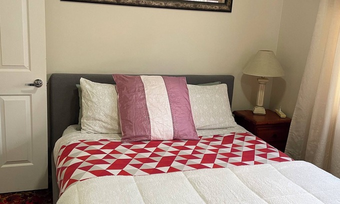 St Marys Bed & Breakfast | 2 bedroom unit in the heart of St Marys