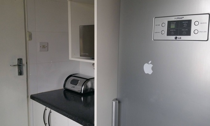 Gaborone House | 2 BEDROOMED SELF CATERING HOUSE