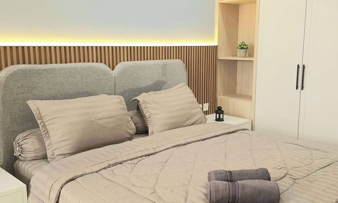 Kesawan Apartment | 2 BR Apartement Panorama View Podomoro City Deli Medan By OLS Studio