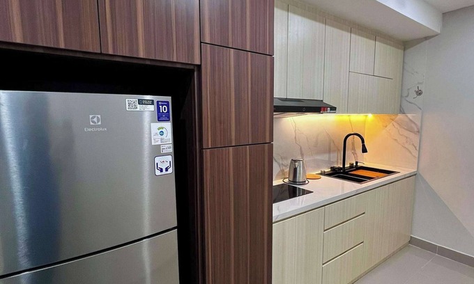 Kesawan Apartment | 2 BR Apartment Plaza View Podomoro City Deli Medan By OLS Studio
