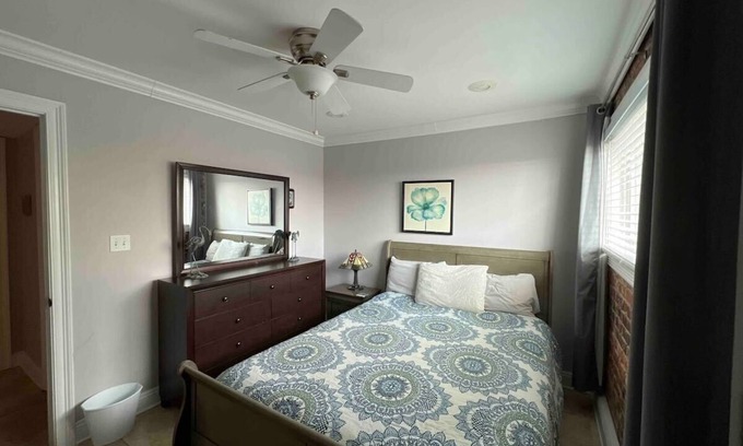 Highlands - Perkins Apartment | 2 br Steps from Tiger Stadium