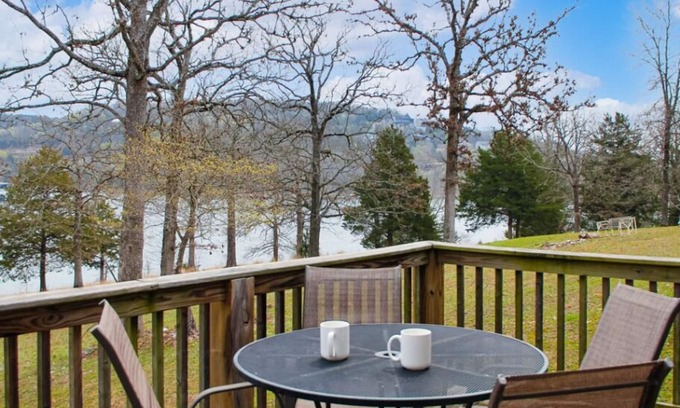 Branson Cabin | 2 BR Waterfront Cabin w/Pool + Swim & Boat dock