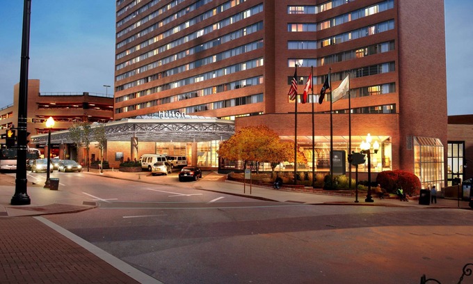 Downtown Albany Hotel | 2 Connecting Suites at a Hotel
