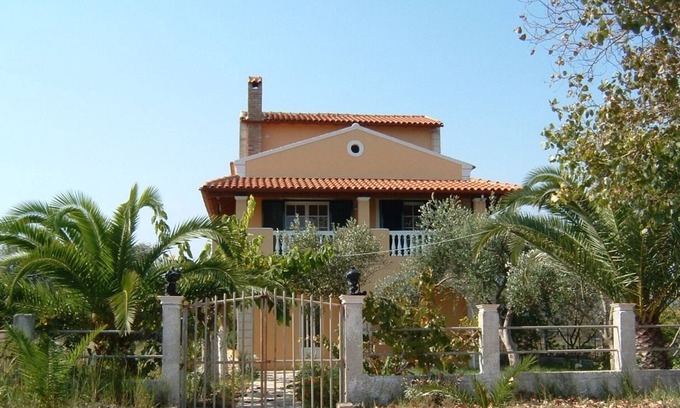 Kavos Apartment | 2 cute sea view Studios X 2 on the beach in Corfu