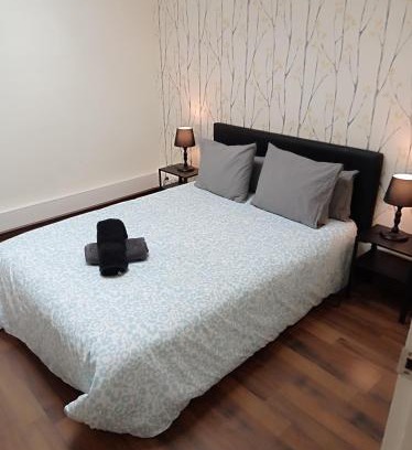 El Camp de l'Arpa del Clot House | 2 Double Rooms Balmes-Padua
