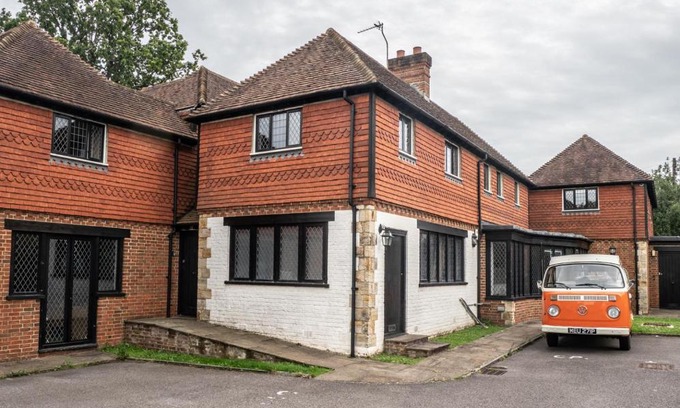 Uckfield Apartment | 2 Ringles Place