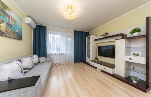Holosiivskyj Apartment | 2 rooms apartment near metro Teremky