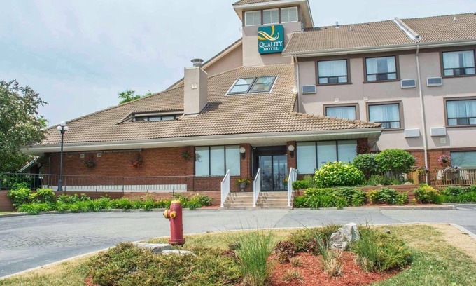 Burlington Hotel | 2-star hotel ∙ Quality Hotel Burlington
